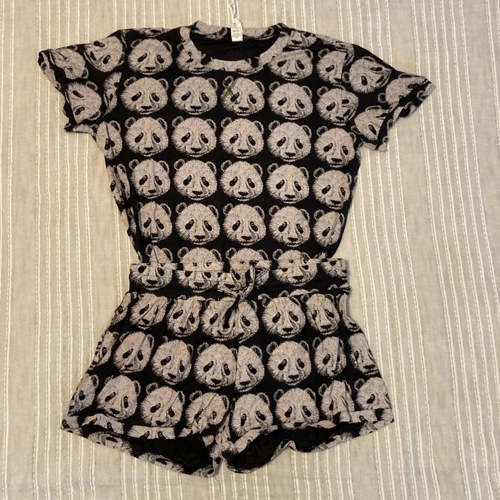 Kate Quinn panda lounge set - Picture 1 of 5